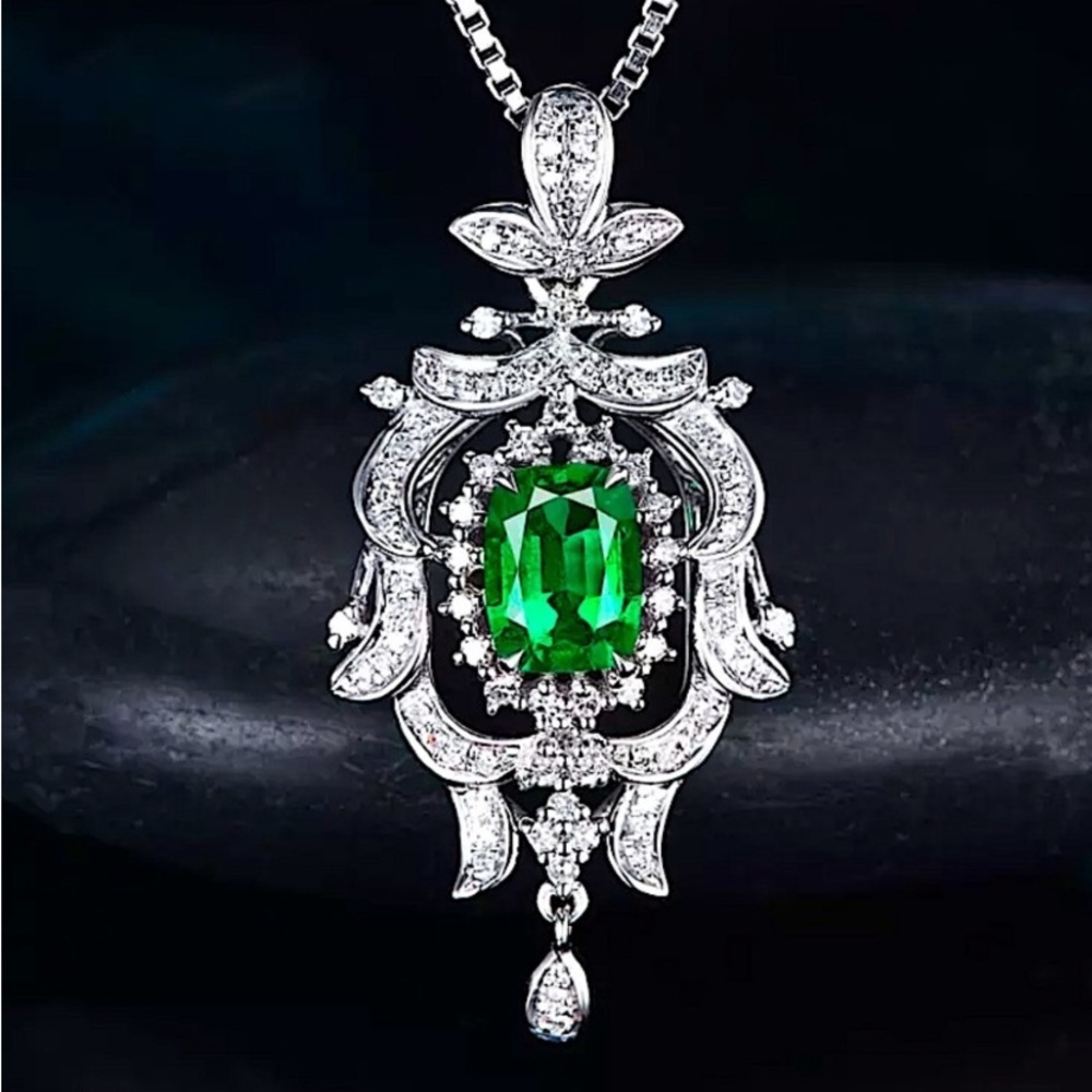 Sterling Silver Natural Emerald Columbian Pendant Necklace